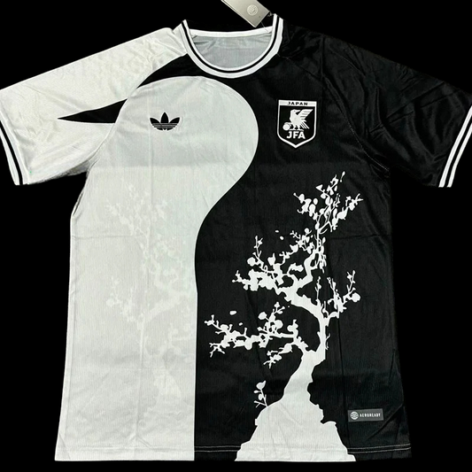 Maillot Concept Blanc/Noir Japon 24/25