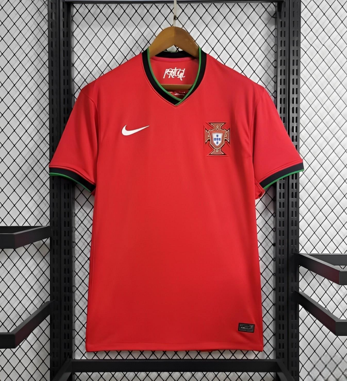 Maillot Domicile Portugal 24/25