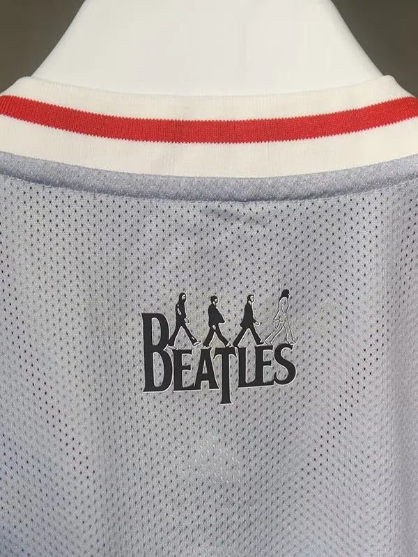 Maillot Gris Liverpool X Beatles Retro Version Player 24/25